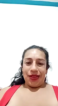 Snapshot of yaz_guzman chatting on January 18, 2025, 5:52 am yaz guzman online show from January 18, 2025, 5:52 am