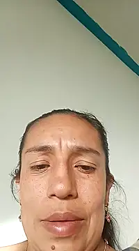 Snapshot of yaz_guzman chatting on January 22, 2025, 9:54 pm yaz guzman online show from January 22, 2025, 9:54 pm