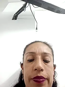 Snapshot of yaz_guzman chatting on February 12, 2025, 10:26 pm yaz guzman online show from February 12, 2025, 10:26 pm