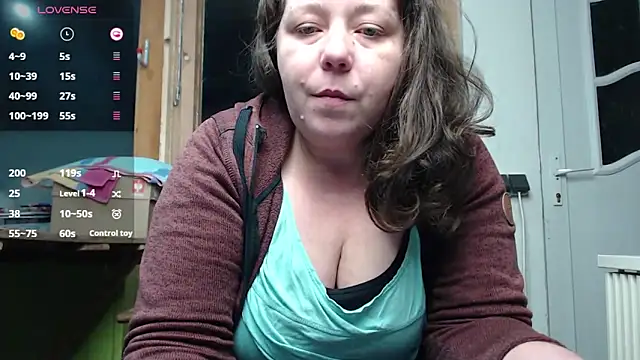 KasiaPrivat online show from December 31, 2024, 6:57 pm