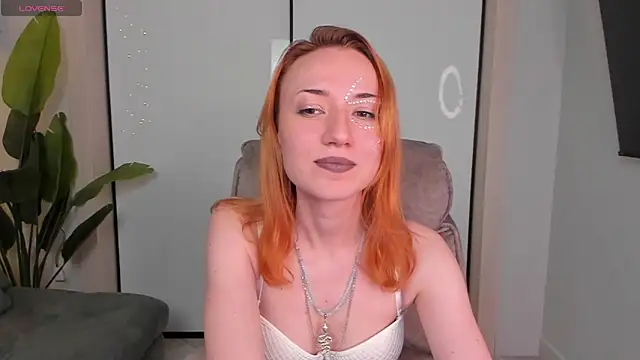 Snapshot of Maddy_Garcia chatting on January 5, 2025, 2:38 am Maddy Garcia online show from January 5, 2025, 2:38 am