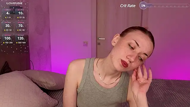 Snapshot of Maddy_Garcia chatting on January 26, 2025, 2:45 am Maddy Garcia online show from January 26, 2025, 2:45 am