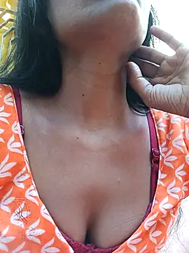 Snapshot of Kajal__Mehra chatting on March 8, 2025, 10:11 am Kajal Mehra online show from March 8, 2025, 10:11 am