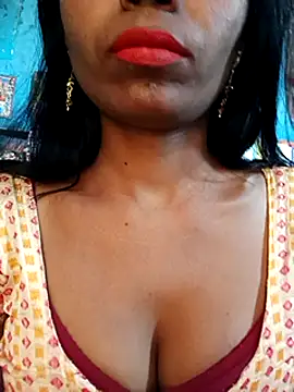 Snapshot of Kajal__Mehra chatting on March 10, 2025, 7:21 am Kajal Mehra online show from March 10, 2025, 7:21 am