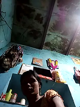 Snapshot of Kajal__Mehra chatting on March 10, 2025, 10:24 pm Kajal Mehra online show from March 10, 2025, 10:24 pm