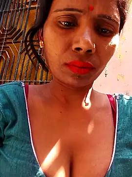 Snapshot of Kajal__Mehra chatting on March 18, 2025, 7:30 am Kajal Mehra online show from March 18, 2025, 7:30 am