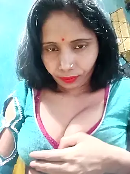 Snapshot of Kajal__Mehra chatting on March 18, 2025, 4:48 pm Kajal Mehra online show from March 18, 2025, 4:48 pm