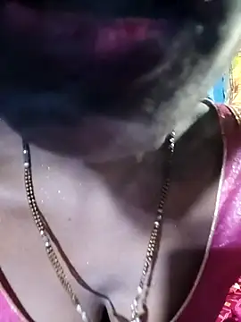 Snapshot of Kajal__Mehra chatting on September 10, 2025, 4:40 pm Kajal Mehra online show from September 10, 2025, 4:40 pm