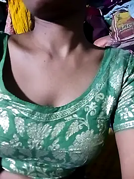 Snapshot of Kajal__Mehra chatting on September 29, 2025, 3:39 pm Kajal Mehra online show from September 29, 2025, 3:39 pm