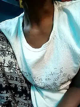 Snapshot of Kajal__Mehra chatting on November 19, 2025, 5:40 am Kajal Mehra online show from November 19, 2025, 5:40 am