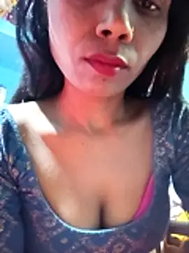 Snapshot of Kajal__Mehra chatting on November 21, 2025, 9:35 pm Kajal Mehra online show from November 21, 2025, 9:35 pm