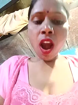 Snapshot of Kajal__Mehra chatting on February 5, 2026, 7:18 pm Kajal Mehra online show from February 5, 2026, 7:18 pm