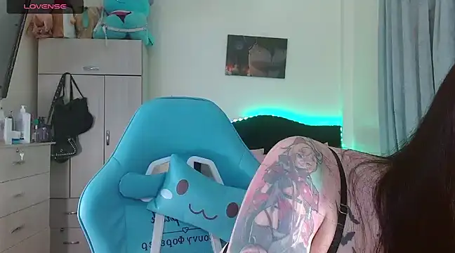 Snapshot of karla_zambrano chatting on March 22, 2025, 7:09 pm karla zambrano online show from March 22, 2025, 7:09 pm