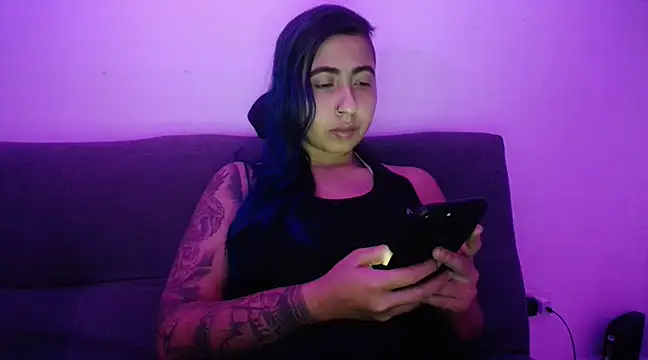 aria jhonsson online show from February 21, 2025, 4:18 am