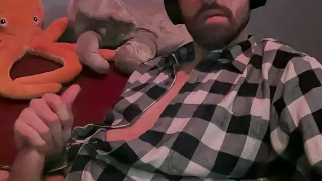 Snapshot of cottonmouth933 chatting on February 16, 2026, 7:32 pm cottonmouth933 online show from February 16, 2026, 7:32 pm