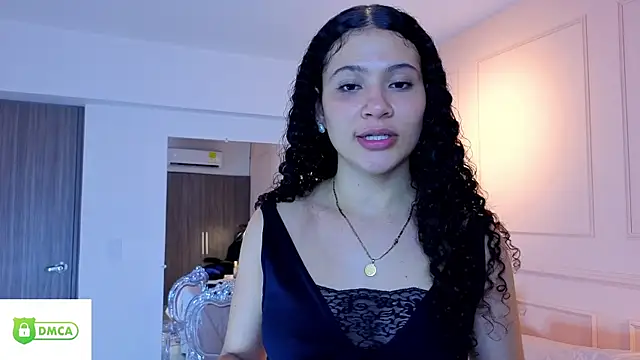 Snapshot of SHARONN____ chatting on October 22, 2025, 4:13 am SHARONN online show from October 22, 2025, 4:13 am