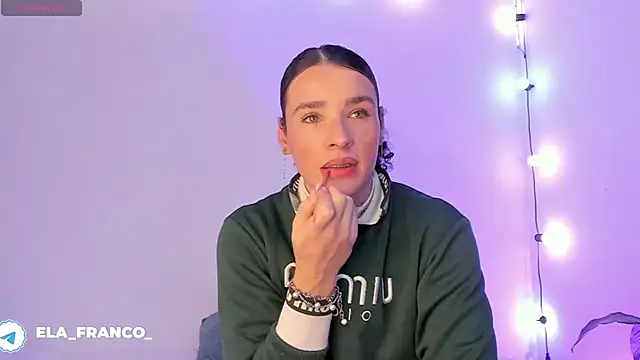 Snapshot of elafranco_ chatting on February 8, 2026, 1:09 am elafranco online show from February 8, 2026, 1:09 am