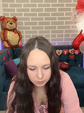 Snapshot of BeatriceReeves chatting on February 13, 2026, 1:01 am BeatriceReeves online show from February 13, 2026, 1:01 am