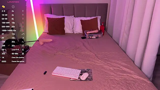 Snapshot of Walt_Enjoy chatting on November 28, 2025, 6:10 pm Walt Enjoy online show from November 28, 2025, 6:10 pm