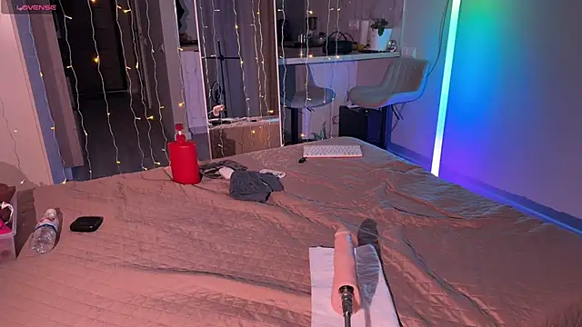 Snapshot of Walt_Enjoy chatting on December 3, 2025, 7:12 pm Walt Enjoy online show from December 3, 2025, 7:12 pm