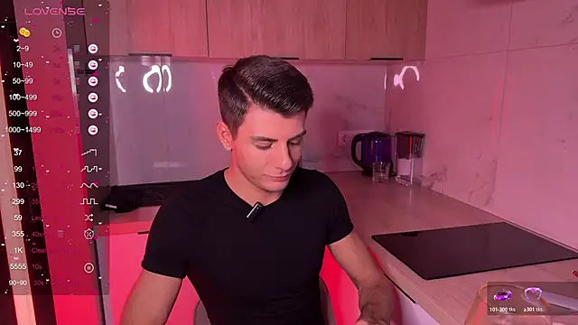 Snapshot of Walt_Enjoy chatting on January 15, 2026, 6:33 pm Walt Enjoy online show from January 15, 2026, 6:33 pm