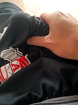 Snapshot of paubabando_ chatting on March 5, 2026, 12:12 pm paubabando online show from March 5, 2026, 12:12 pm