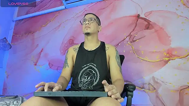 JoshMillerr  online show from November 8, 2025, 2:45 am