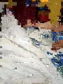 Snapshot of BusyMitt17 chatting on March 3, 2026, 3:29 pm BusyMitt17 online show from March 3, 2026, 3:29 pm