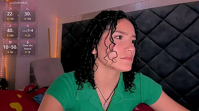 Snapshot of Nellyhills chatting on September 16, 2025, 1:45 pm Nellyhills online show from September 16, 2025, 1:45 pm