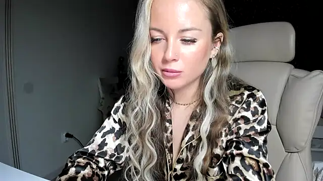 Snapshot of jennifer838 chatting on April 29, 2026, 6:47 pm jennifer838 online show from April 29, 2026, 6:47 pm