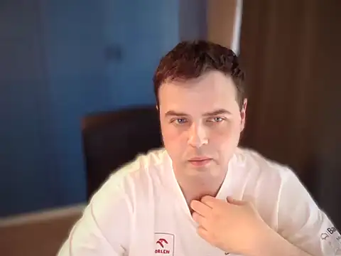 CuteMan33 online show from May 5, 2026, 1:52 pm