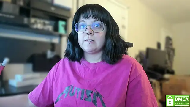 Snapshot of cute_aggro_gamer_girl chatting on December 14, 2024, 11:56 pm cute aggro gamer girl online show from December 14, 2024, 11:56 pm