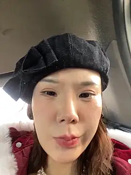 Snapshot of ChuChu1991 chatting on November 28, 2025, 5:43 am ChuChu1991 online show from November 28, 2025, 5:43 am