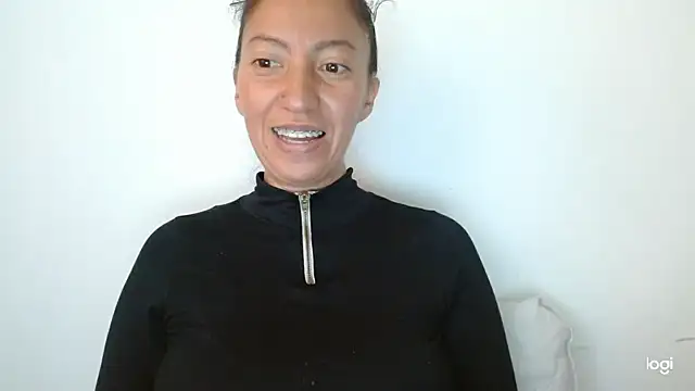 kaybabyhot online show from December 2, 2025, 4:46 pm