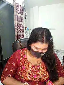 Snapshot of Hot-Angel_ chatting on January 5, 2026, 5:27 pm Hot-Angel online show from January 5, 2026, 5:27 pm