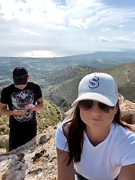 Samira-Summer online show from November 15, 2025, 9:50 am