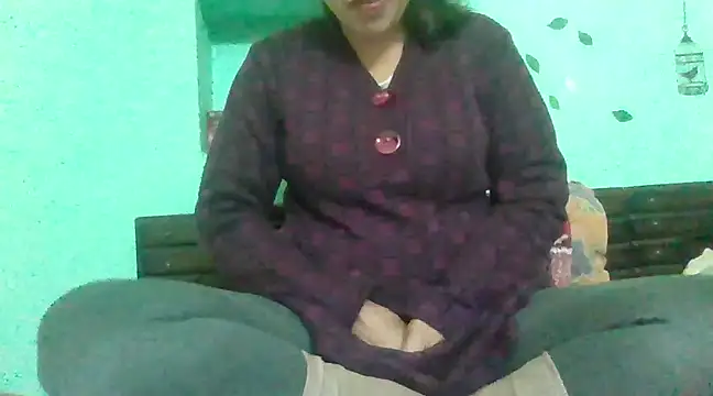 Snapshot of RupaSharma chatting on December 29, 2024, 2:52 pm RupaSharma online show from December 29, 2024, 2:52 pm