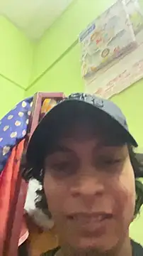 Snapshot of nick__yy chatting on November 1, 2025, 12:40 pm nick yy online show from November 1, 2025, 12:40 pm