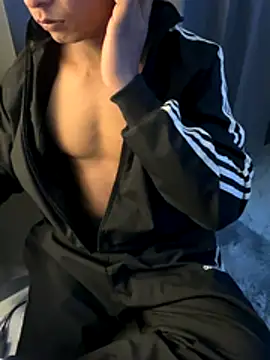 Snapshot of nick__yy chatting on January 7, 2026, 7:27 pm nick yy online show from January 7, 2026, 7:27 pm