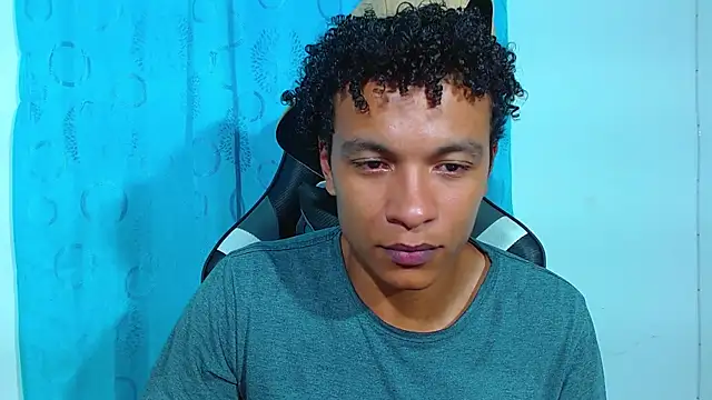 Snapshot of Black_Diamon_ chatting on March 12, 2025, 7:57 am Black Diamon online show from March 12, 2025, 7:57 am