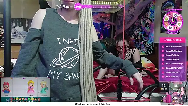 Stonermama666420 online show from February 26, 2025, 4:58 am