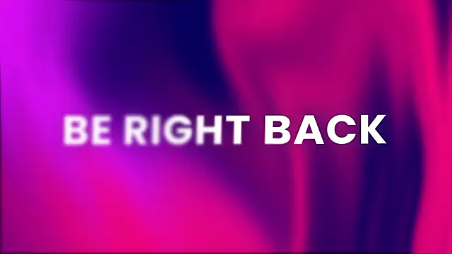 Snapshot of HannahCastle96 chatting on March 4, 2026, 4:07 am HannahCastle96 online show from March 4, 2026, 4:07 am