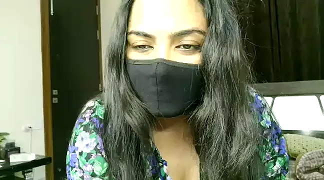 Hritvika online show from March 20, 2025, 2:42 pm