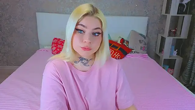 Snapshot of NikaRocks chatting on February 11, 2026, 5:51 pm NikaRocks online show from February 11, 2026, 5:51 pm