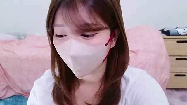 Snapshot of Runarunapi chatting on November 12, 2025, 9:10 am Runarunapi online show from November 12, 2025, 9:10 am