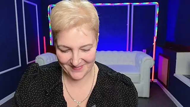 Snapshot of Sandra_Snow chatting on December 27, 2024, 6:31 pm Sandra Snow online show from December 27, 2024, 6:31 pm