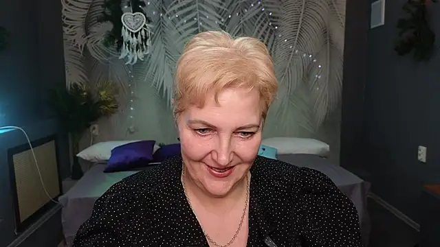 Snapshot of Sandra_Snow chatting on January 23, 2025, 2:39 pm Sandra Snow online show from January 23, 2025, 2:39 pm