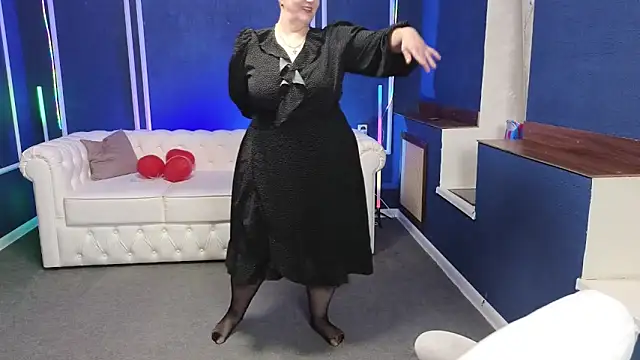 Snapshot of Sandra_Snow chatting on February 18, 2025, 6:26 pm Sandra Snow online show from February 18, 2025, 6:26 pm