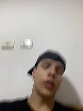 Flynn Riider online show from February 19, 2025, 8:52 pm