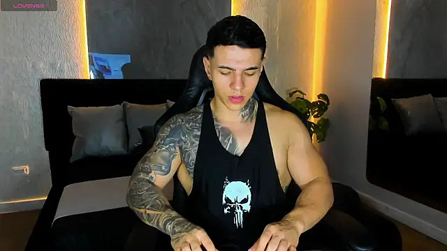 Flynn Riider online show from June 17, 2026, 5:47 pm